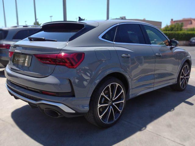 AUDI RS Q3 SPB quattro S tronic 2.5 quattro s-tronic