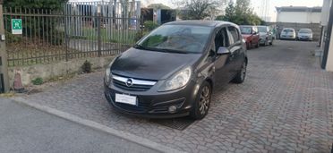Opel Corsa 1.3 CDTI neopatentati