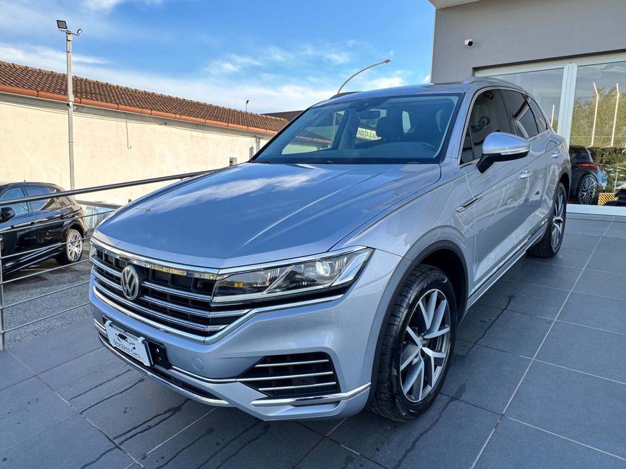 Volkswagen Touareg 3.0 V6 TDI 286 CV SCR R line open edition