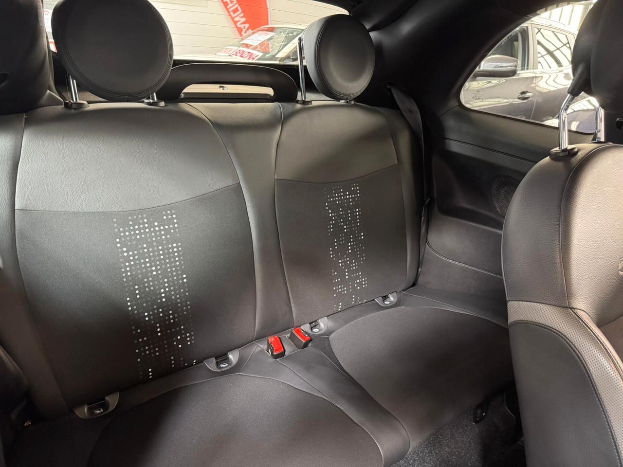 Fiat 500 C 1.0 Hybrid Connect