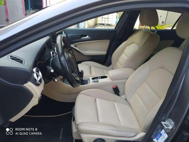 Mercedes-Benz GLA 180 GLA 180 d (cdi) Sport
