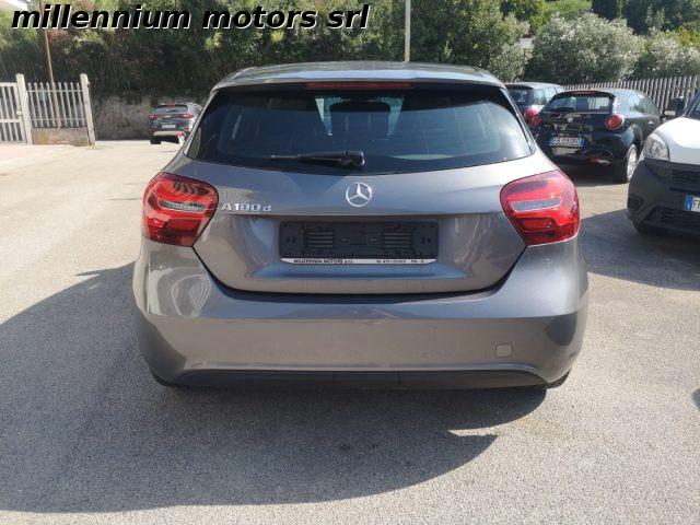 MERCEDES-BENZ A 180 BLUEeFFICIENCY STYLE