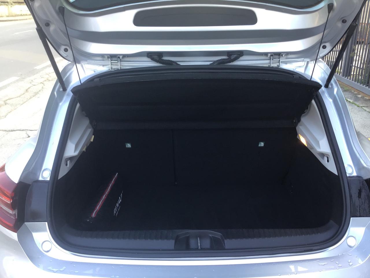 Renault Clio 1.6 HYBRID ZEN 90 CV