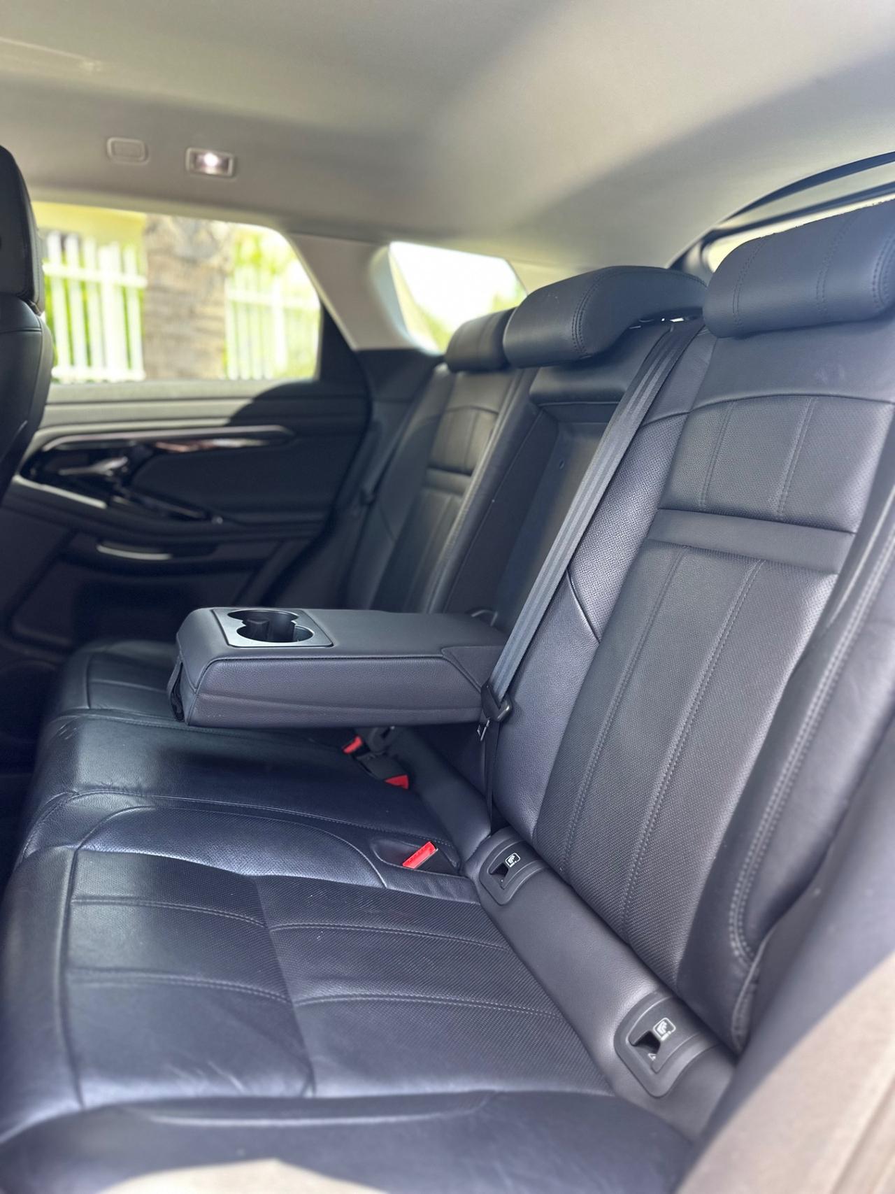 Land Rover Range Evoque 2.0D I4 163 CV R-Dynamic