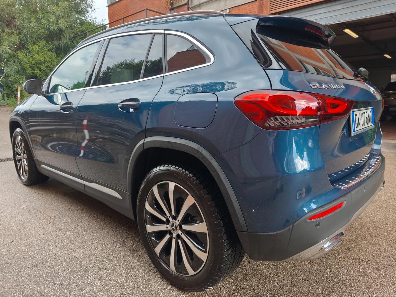 Mercedes-benz GLA 180 GLA 180 d Automatic Premium
