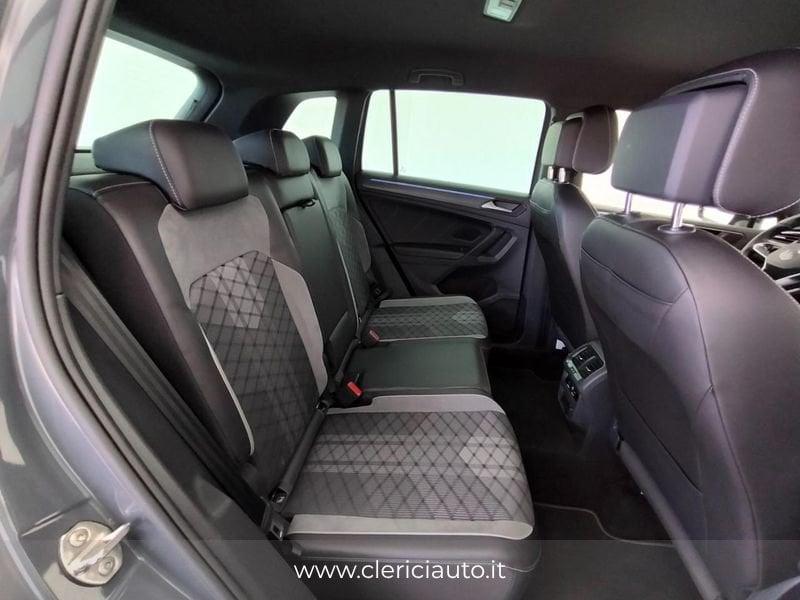 Volkswagen Tiguan 2.0 TDI 150 CV SCR DSG 4MOTION R-Line
