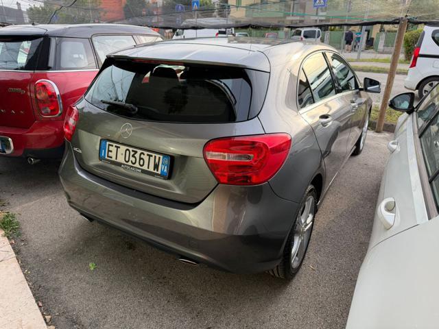 MERCEDES-BENZ A 180 CDI Premium