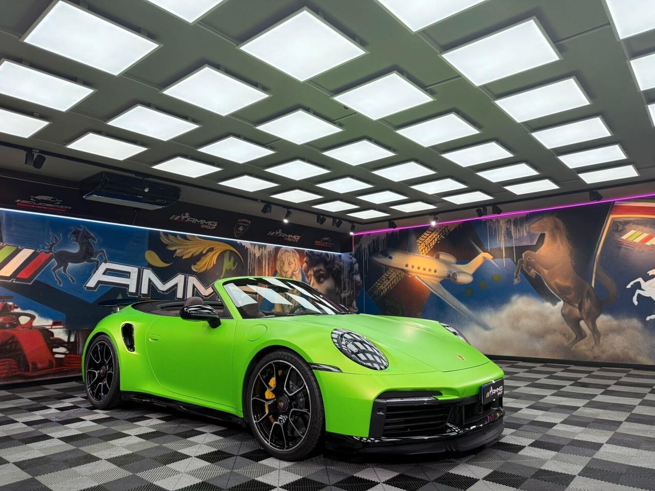 Porsche 911 Turbo S Cabriolet (925) Auto Pellicolata verde