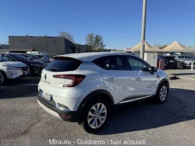 Renault Captur TCe 12V 100 CV GPL FAP Intens - VISIBILE IN VIA DI TORRESPACCATA 111