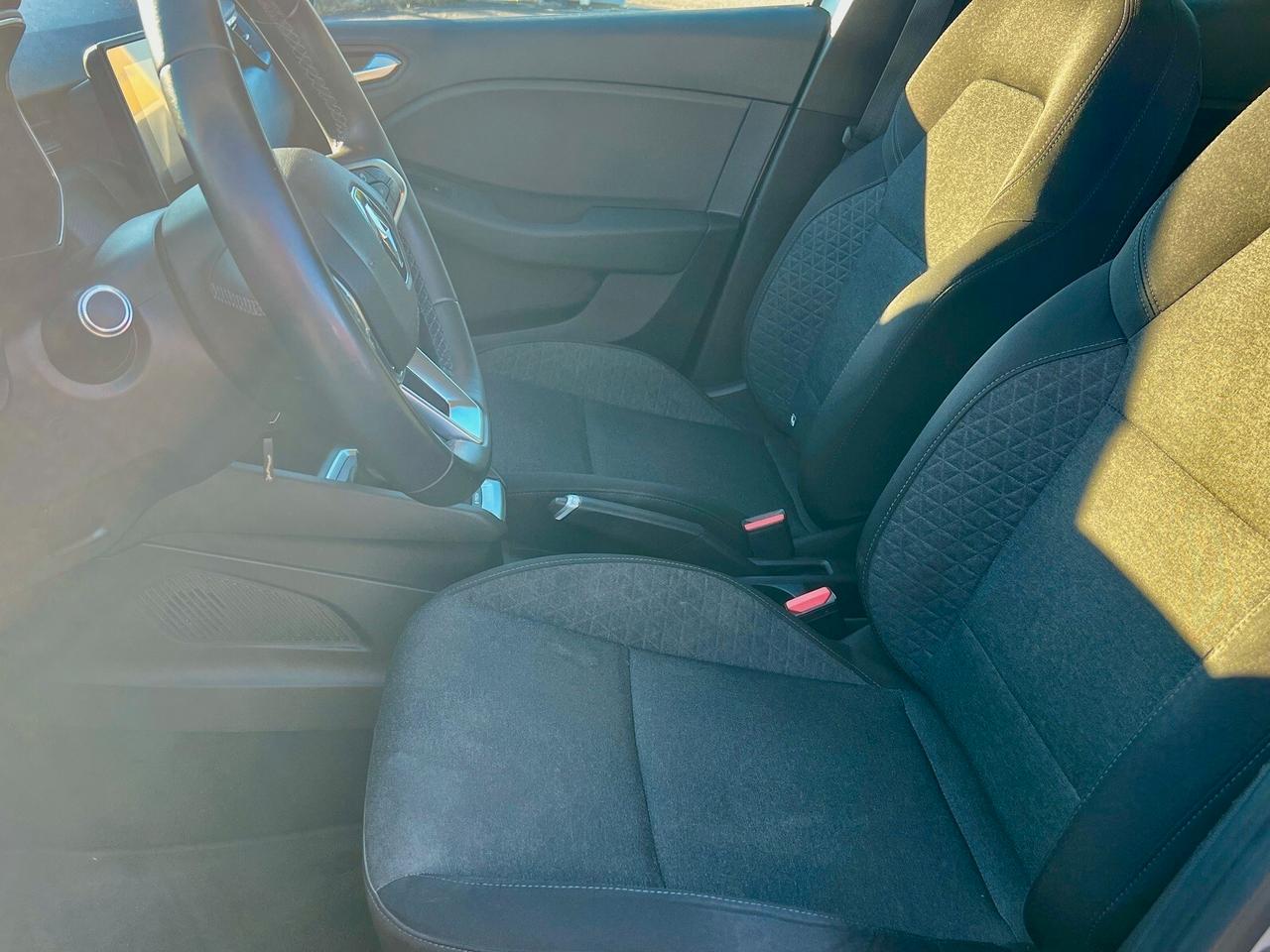 Renault Clio Full Hybrid E-Tech 140 Zen 2021