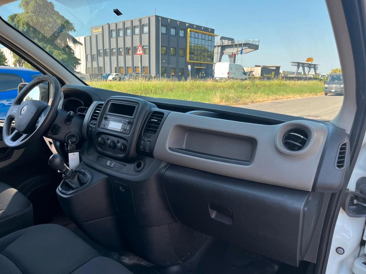 Renault Trafic T27 1.6 dCi 120CV **+IVA**