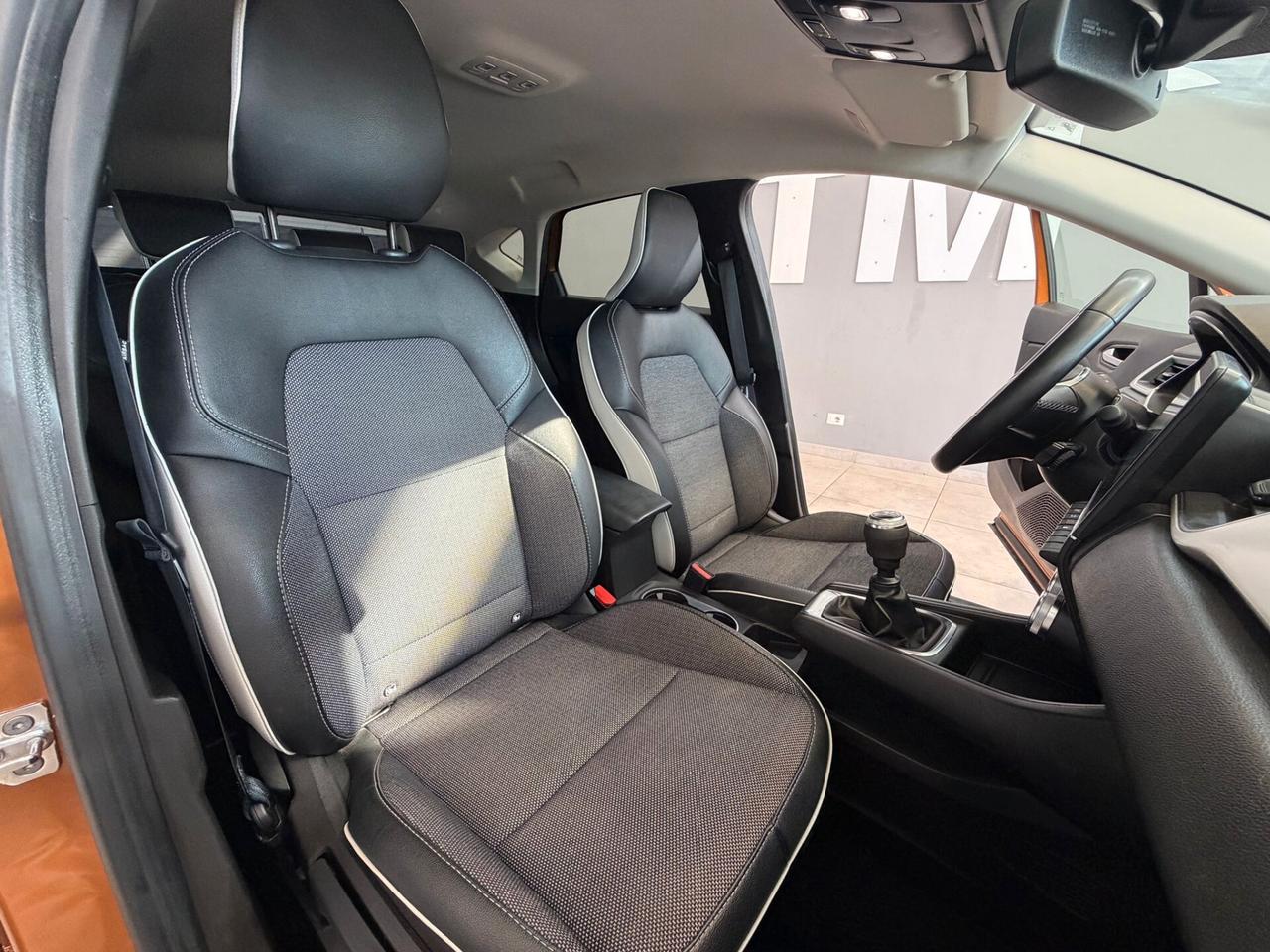 Renault Captur TCe 90 CV Intens