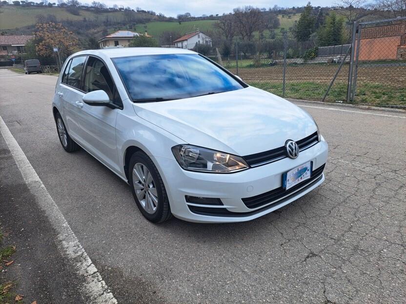 Volkswagen Golf 1.6 TDI Comfortline - 2013