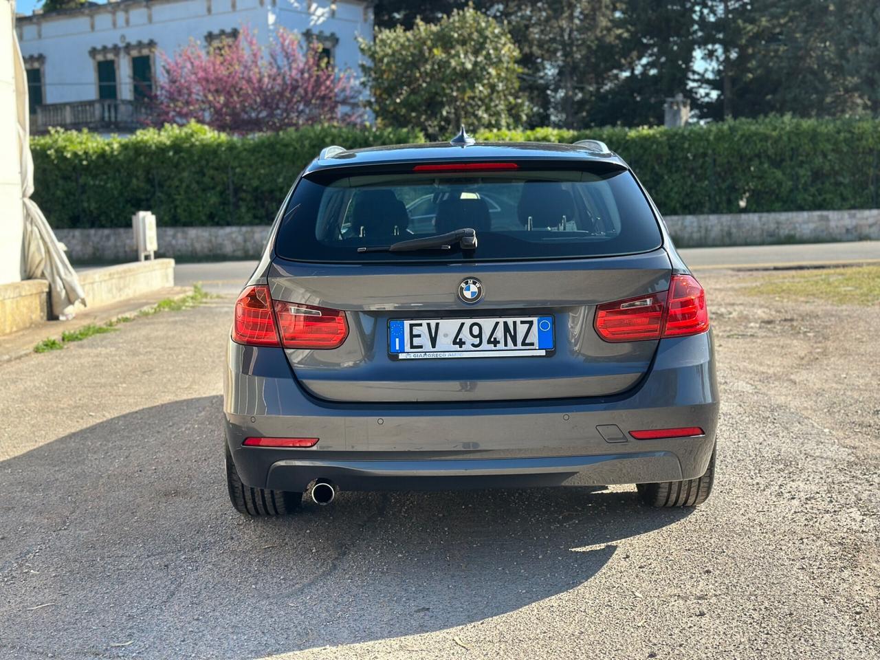 Bmw serie 3 318d Touring Business aut.