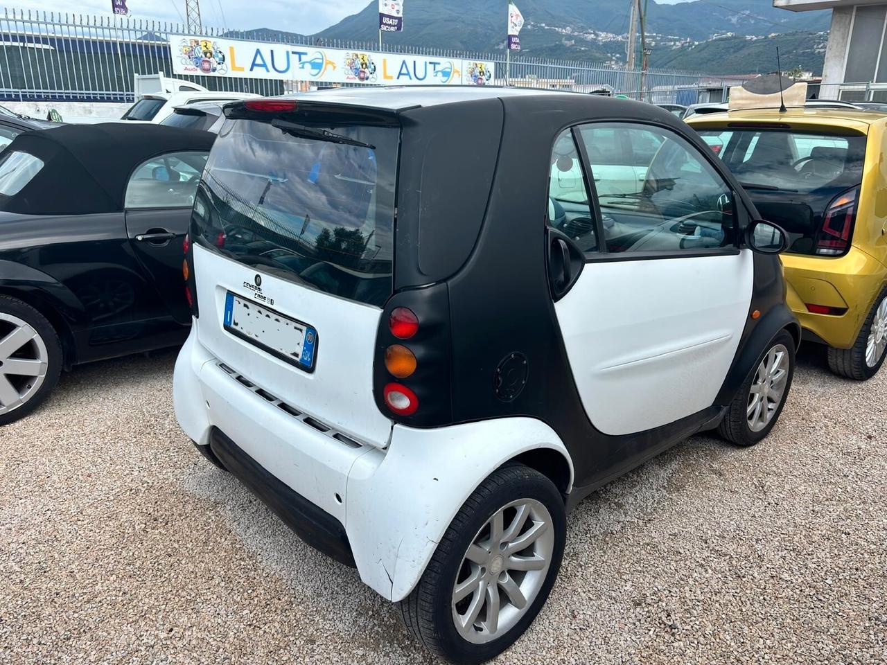 SMART FORTWO 600