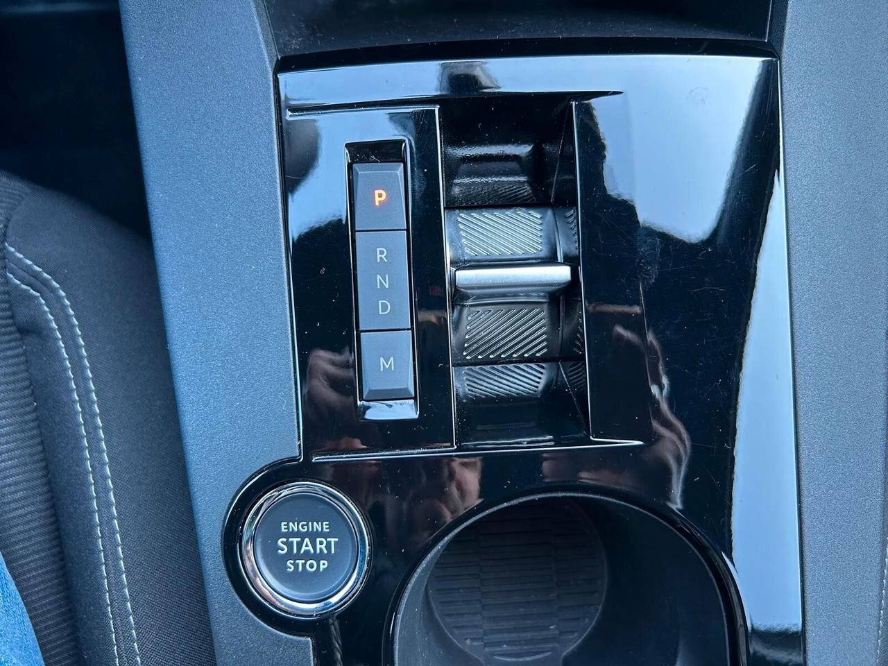 Lancia Ypsilon Hybrid e-DCT LX