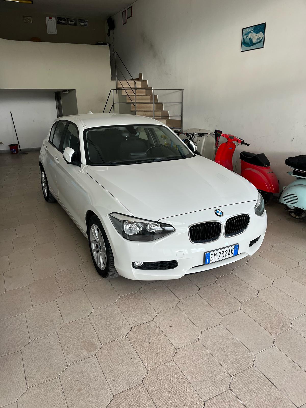 Bmw 116d 5p. Sport