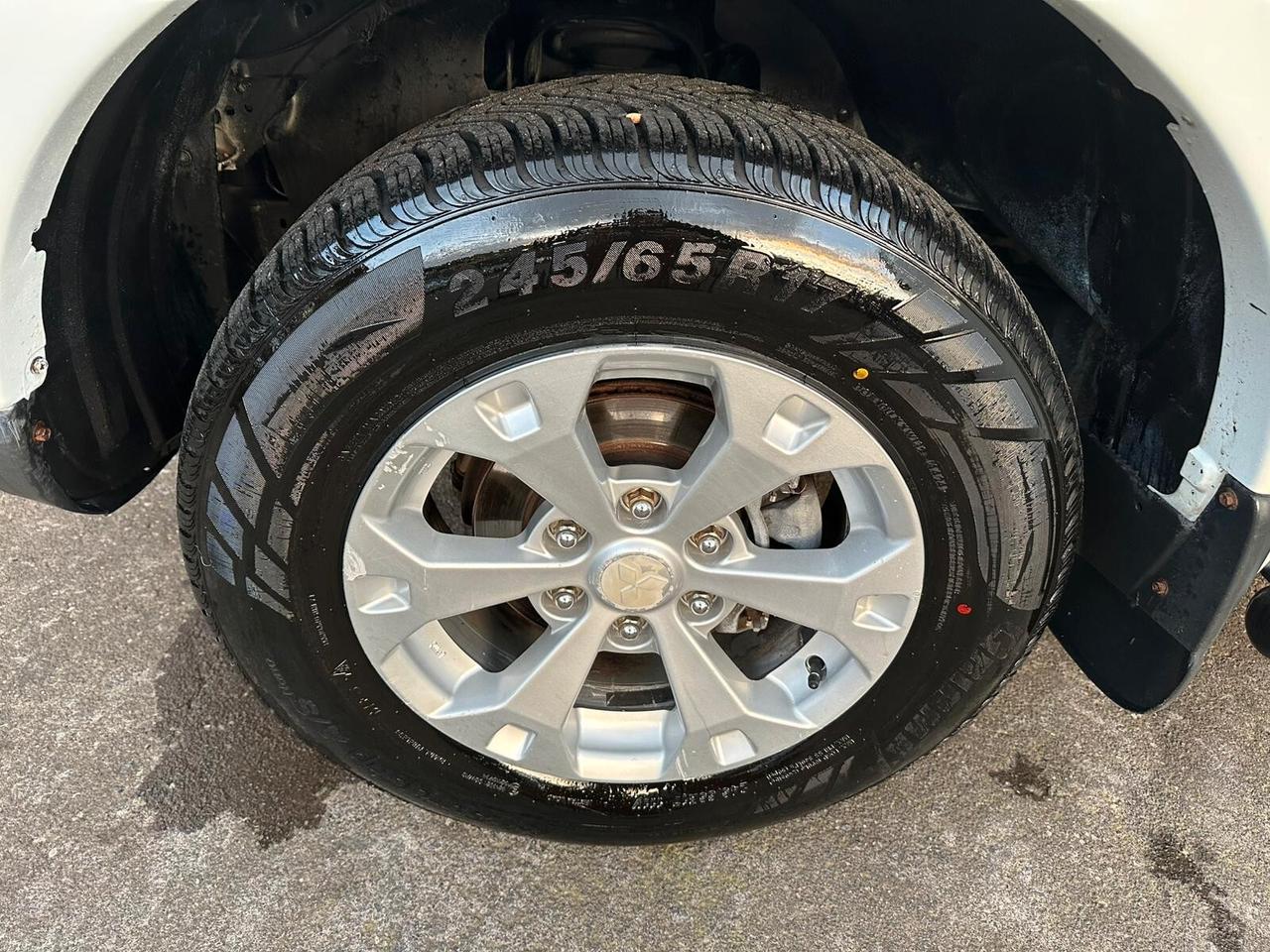 Mitsubishi L200 2.5 DI-D/178CV DC Intense Plus DPF