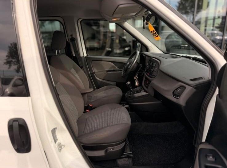 Fiat Doblò 1.4 T-Jet 16V Lounge AUTOVETTURA
