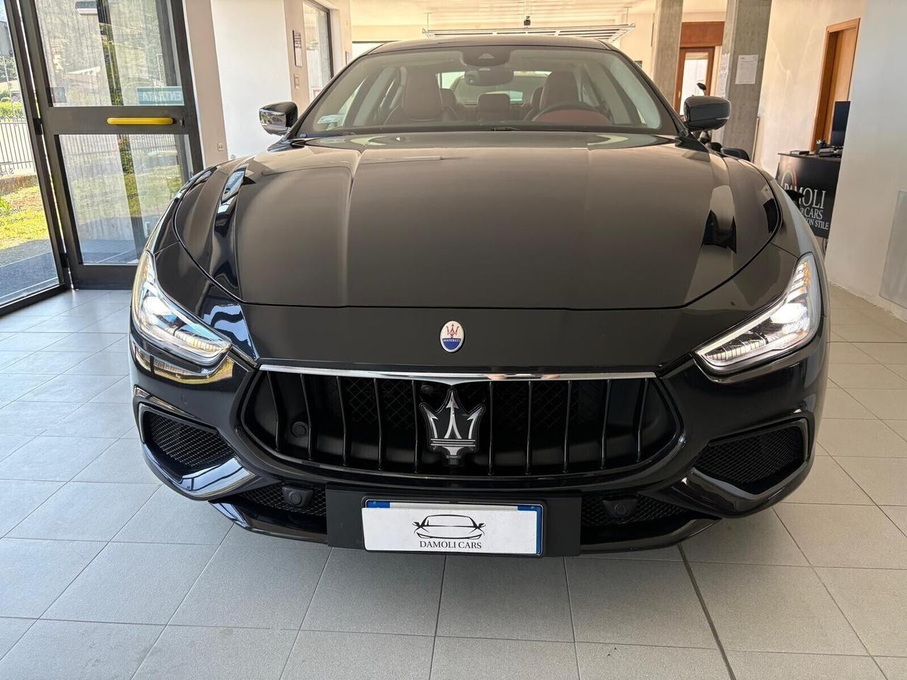 Maserati Ghibli GRANSPORT 3.0 V6 250cv - UNICO PRO