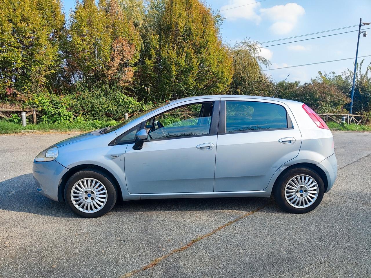 Fiat Grande Punto benzina 110.000 KM