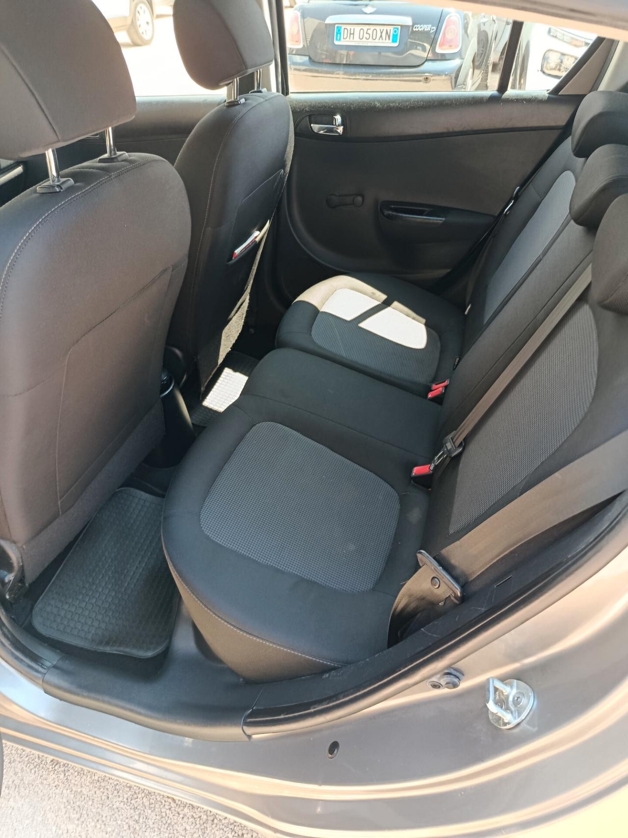 Hyundai i20 1.2 5p. Econext Sound Edition