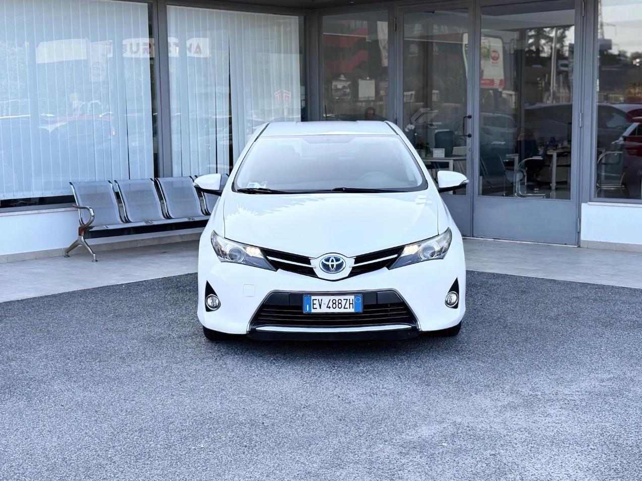 Toyota Auris 1.8 Hydrid 99CV E6 Neo - 2014
