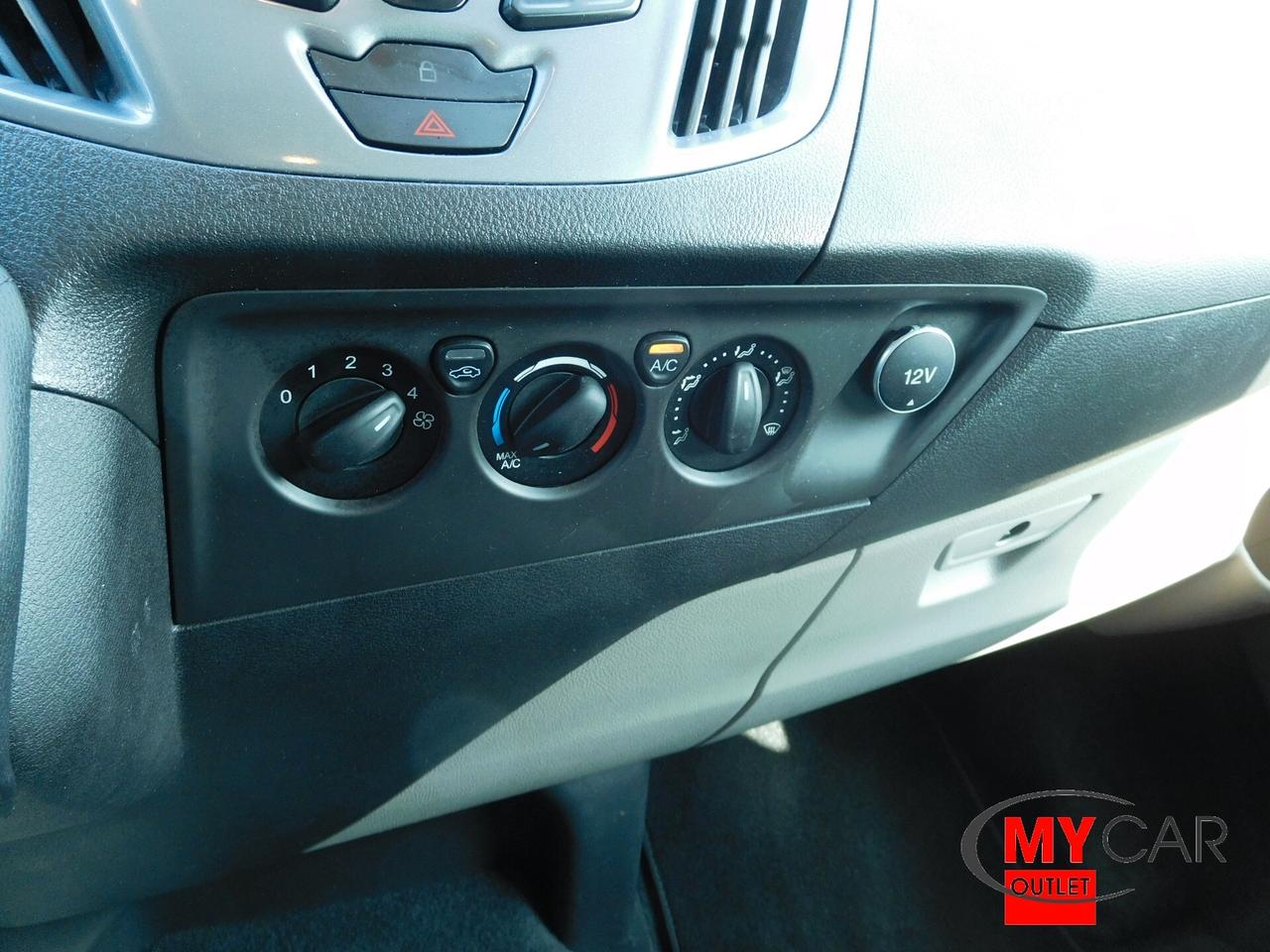 Ford Tourneo Custom 310 2.0 TDCi 170cv PC Titanium