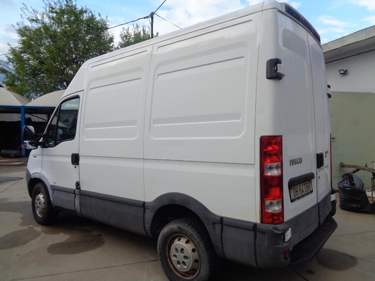 Iveco Daily 35S12P 2.3 Hpi PL Cabinato