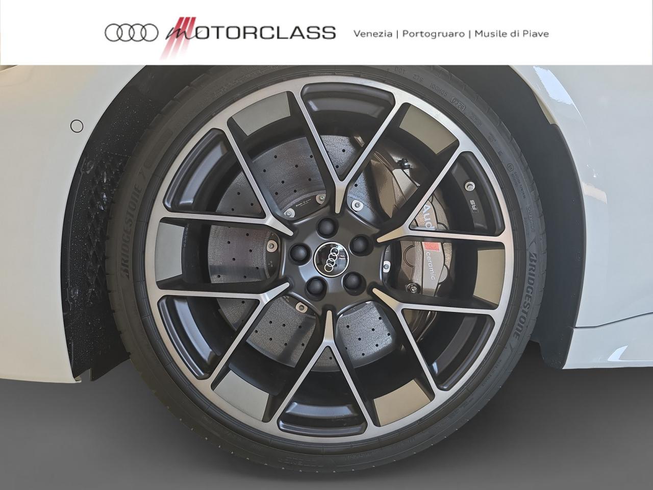 Audi RS5 avant 2.9 v6 phev 639cv tiptronic