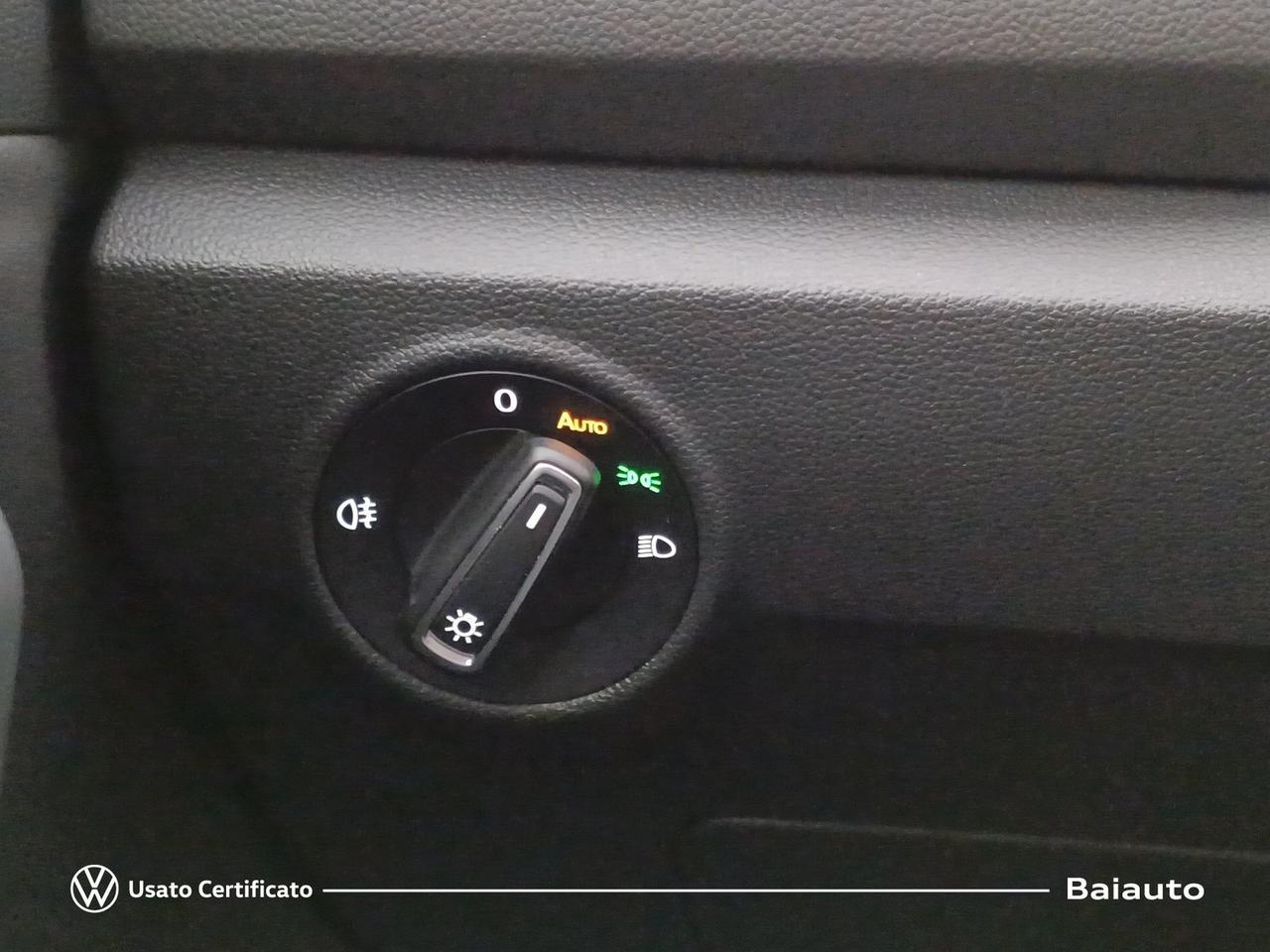 Volkswagen T-Roc 2.0 tdi scr 115cv r line