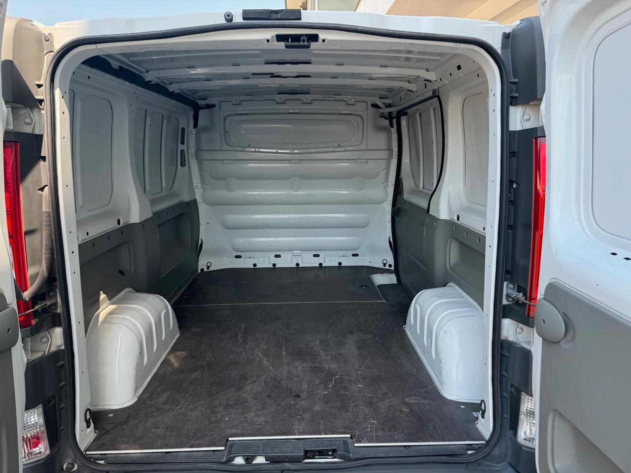 Renault Trafic 2.0 dCi/115 PC-TN Furgone UNIPROP. 105.000 KM