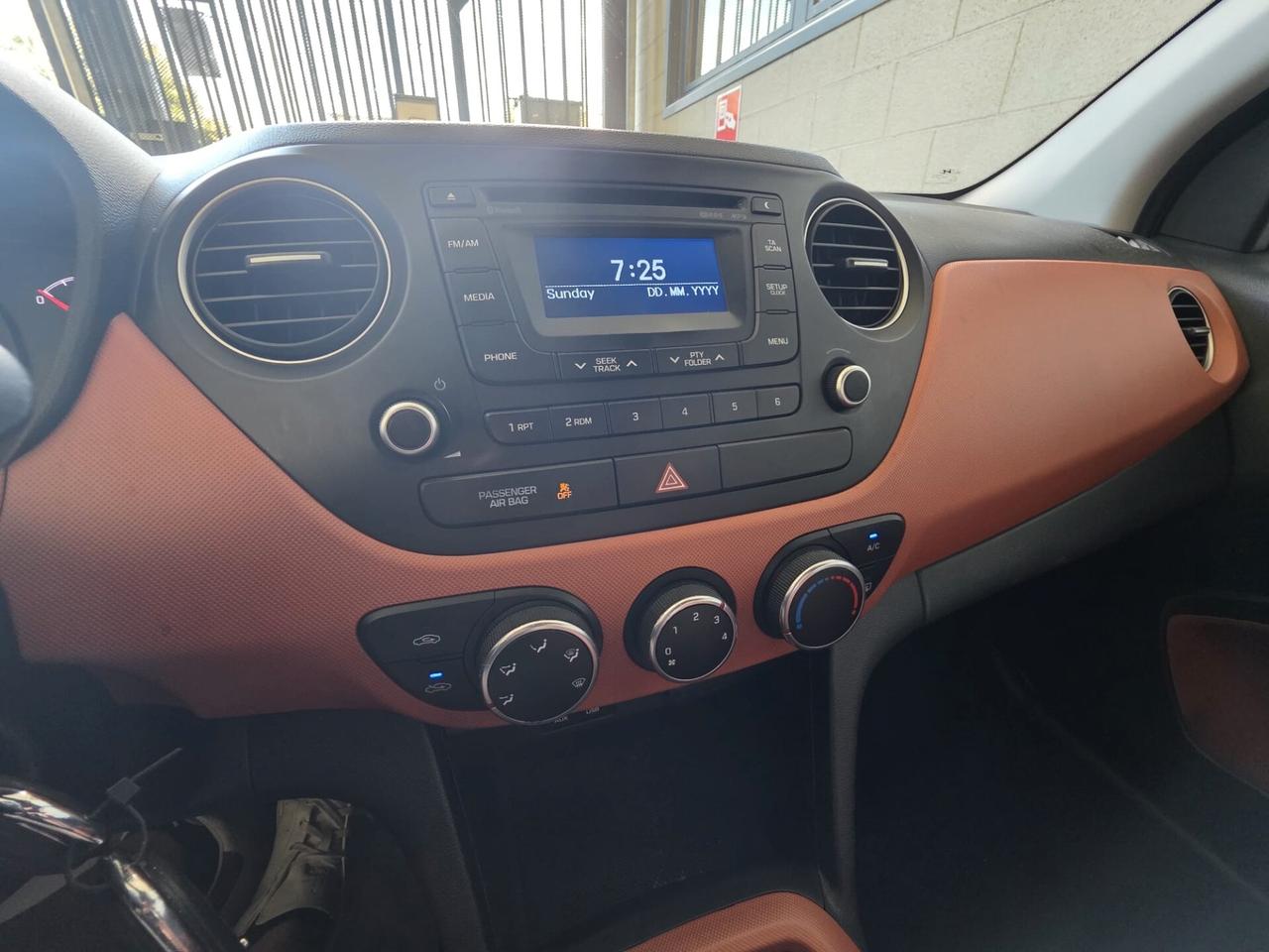 Hyundai i10 1.0 LPGI Econext Sound Edition