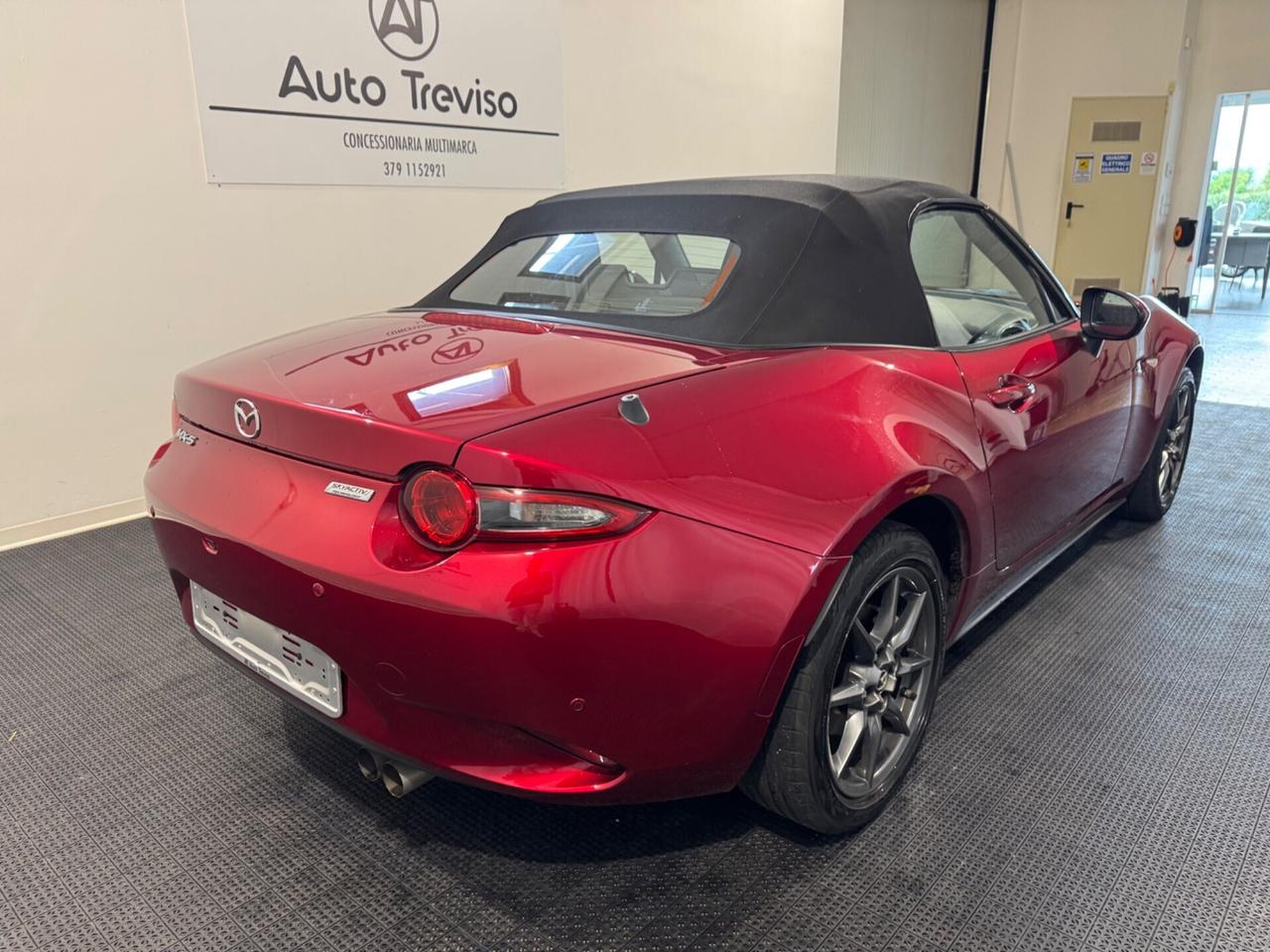 Mazda MX-5 1.5L Skyactiv-G Exceed