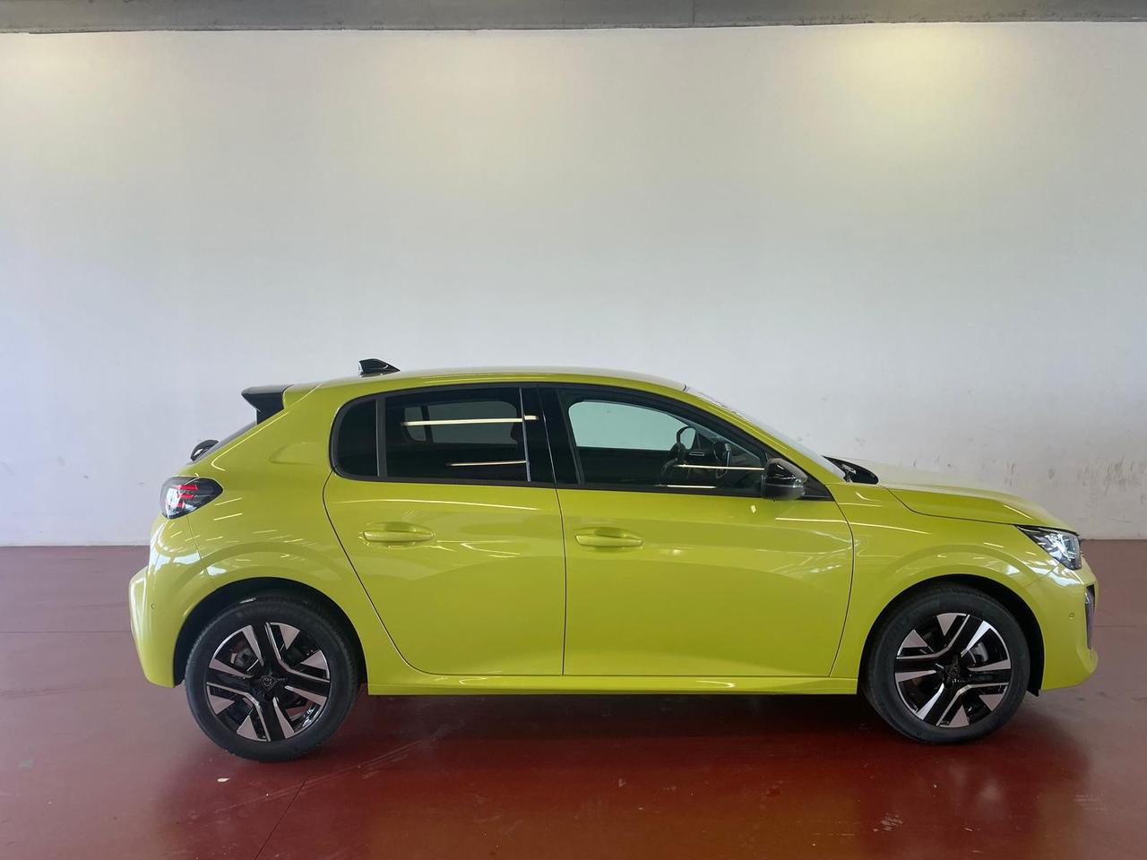 PEUGEOT 208 5P - ALLURE Hybrid 110 E-DCS6