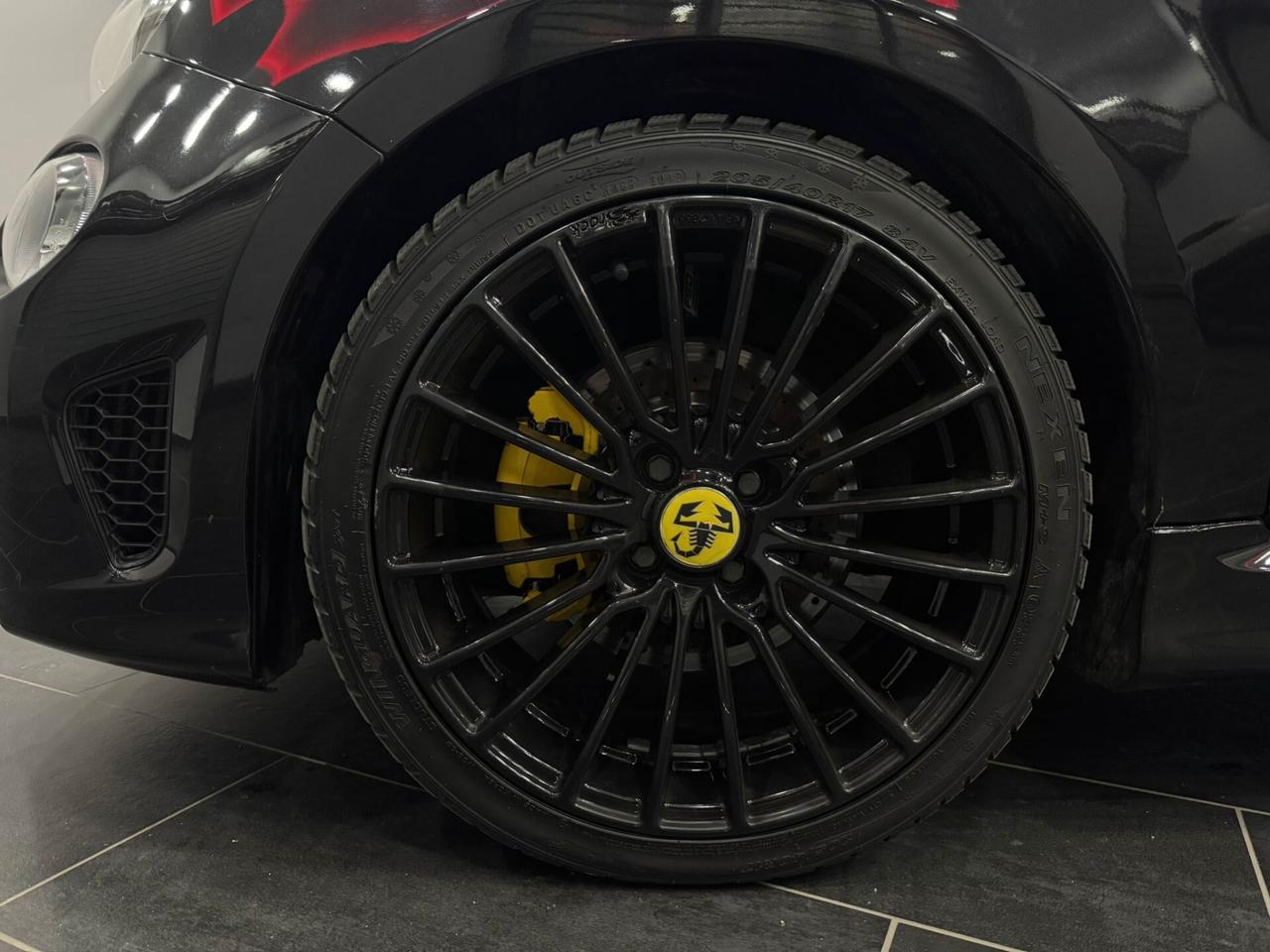 Abarth 595 1.4 Turbo T-Jet 165 CV Pista