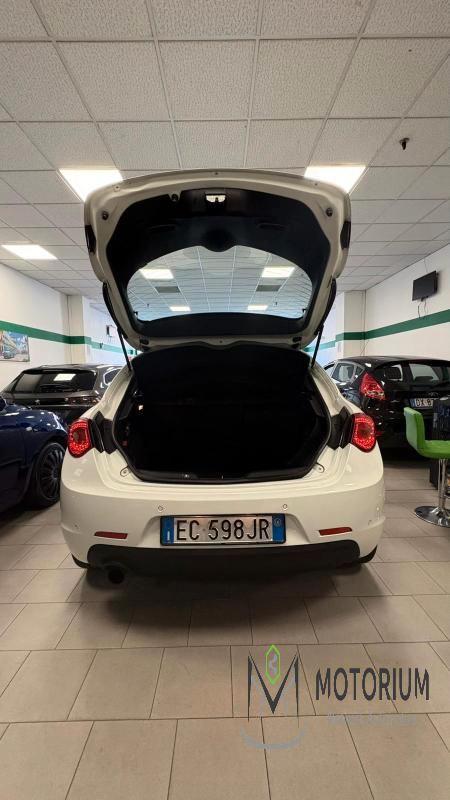 Alfa Romeo giulietta giulietta (2010-21)