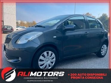Toyota Yaris 1.3 5 porte Navi*Automatik*Solo 86000*
