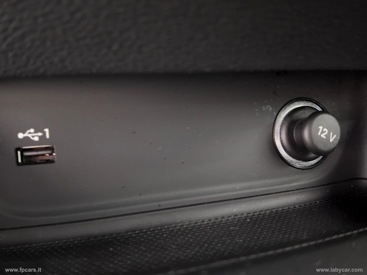 AUDI A4 30 TDI/136CV S tronic S line edition