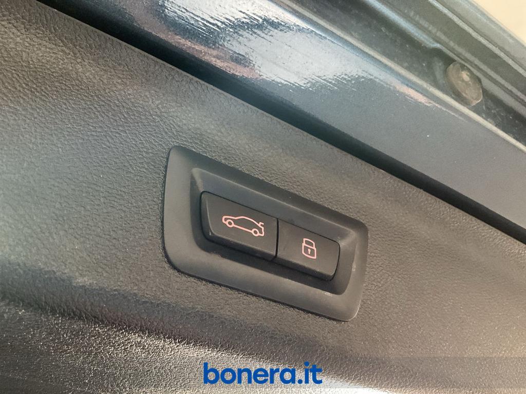 BMW Serie 5 Touring 520 d Mild Hybrid 48V Luxury Steptronic