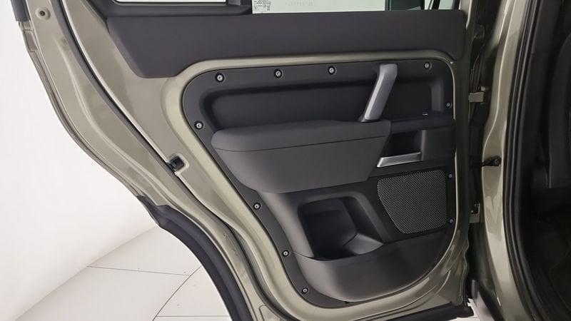Land Rover Defender 110 3.0D I6 250 CV AWD Auto X-Dynamic S