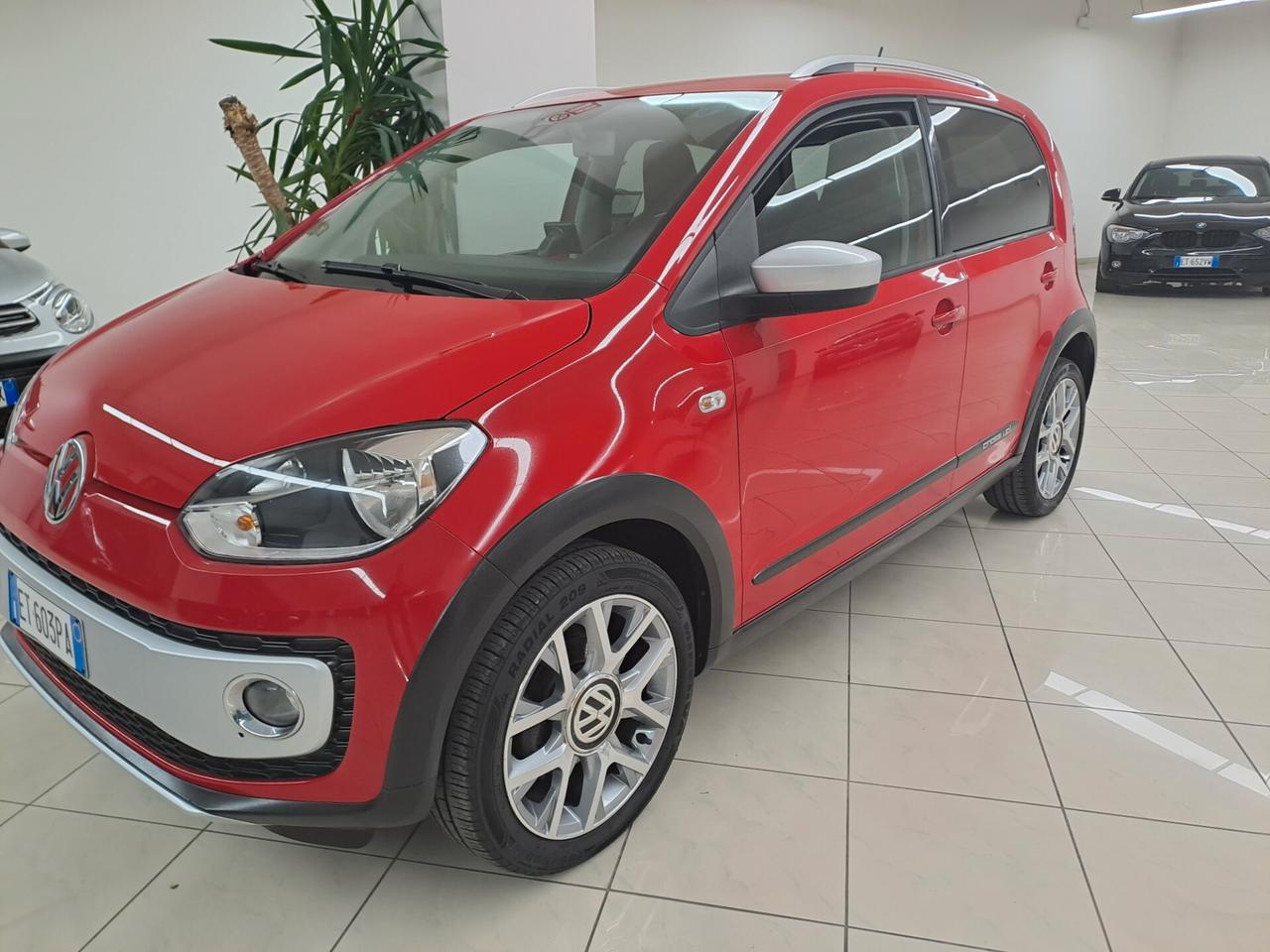 Volkswagen up! 1.0 75 CV 5p. high