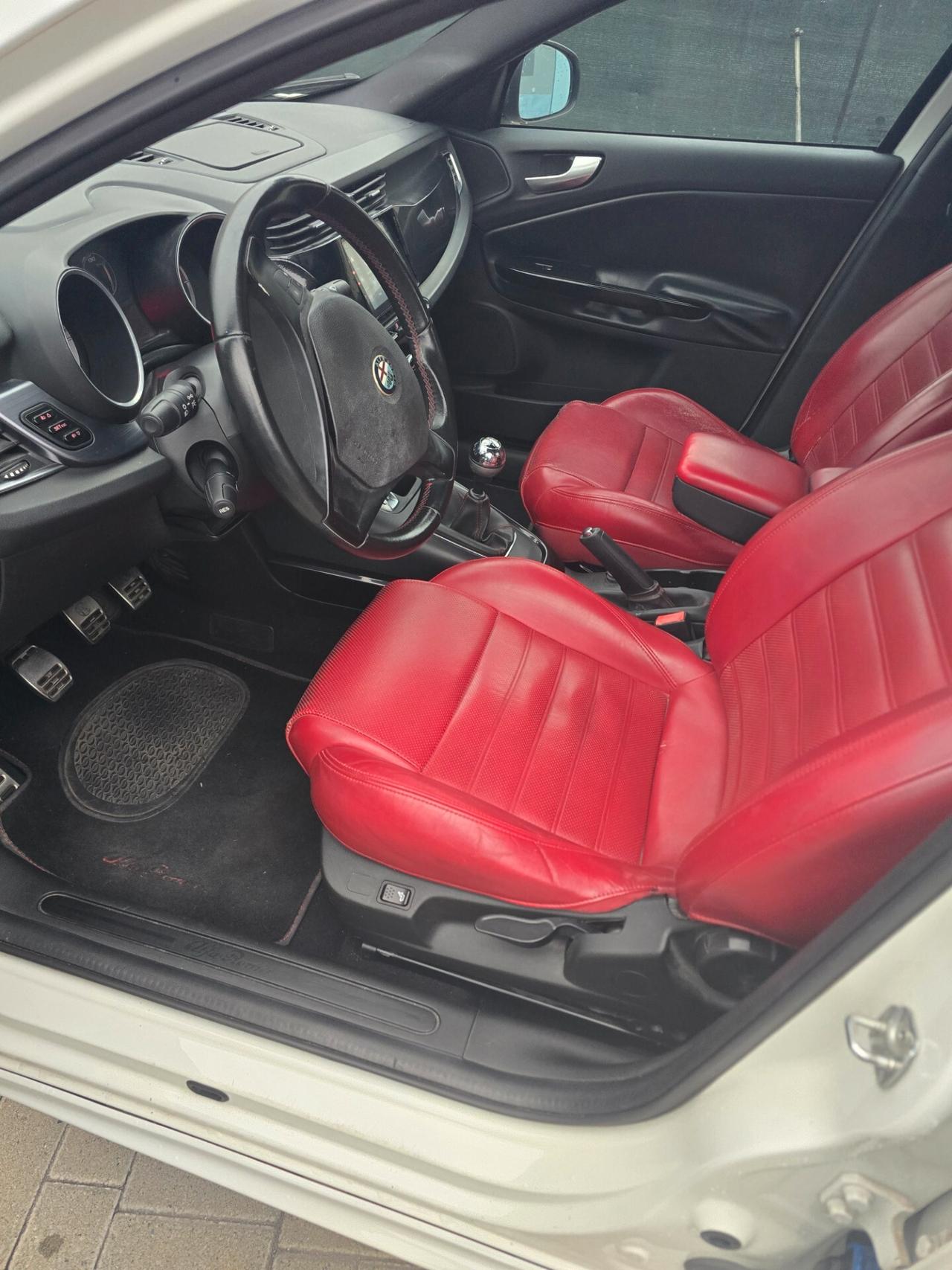 Alfa Romeo Giulietta 2.0 JTDm-2 140 CV Exclusive