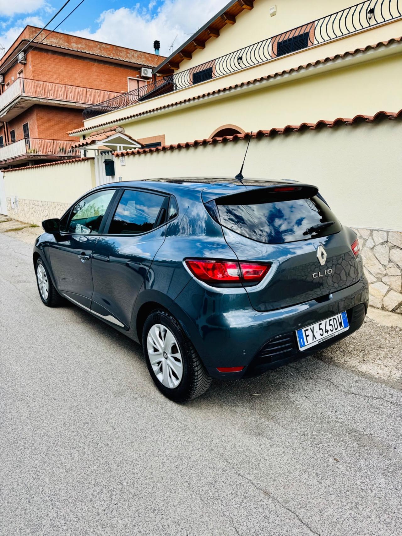 Renault Clio 1.5 dCi Costume national