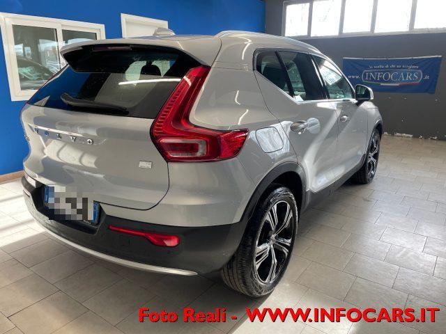 VOLVO XC40 T5 Recharge Plug-in Hybrid Inscription Expression