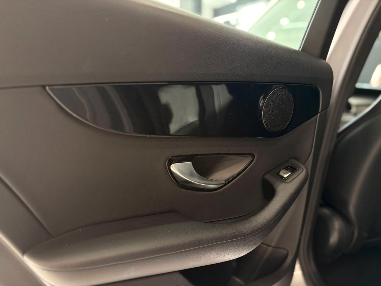 Mercedes-benz C 200 d Auto Premium