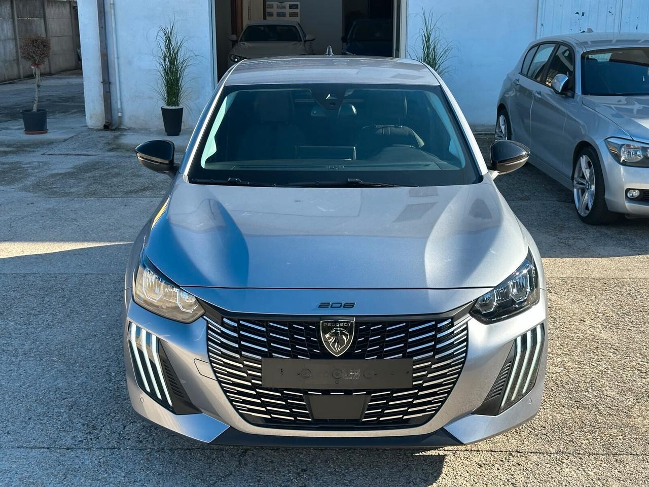Peugeot 208 Hybrid 110 e-DCS6 Allure
