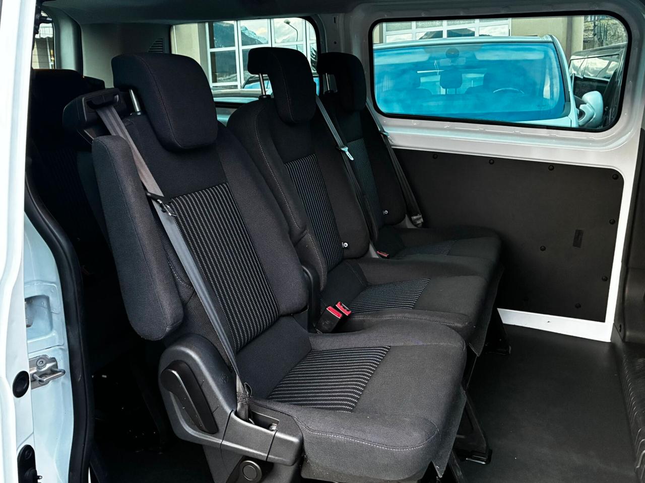 FORD TRANSIT CUSTOM 2.2 TDCi 9 POSTI