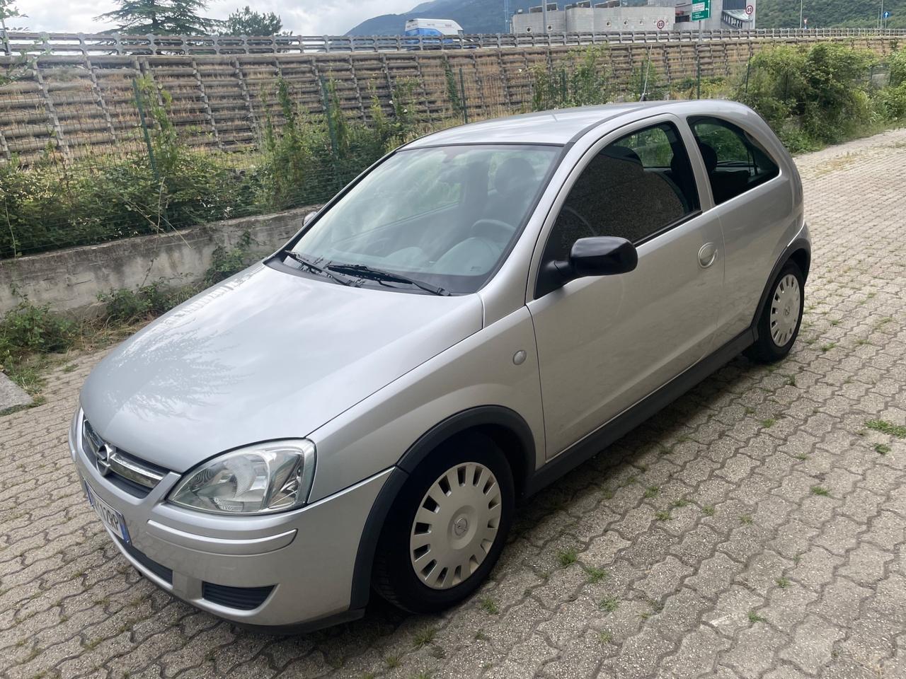Opel Corsa 1.0i 12V 3 porte Enjoy -68.000km-