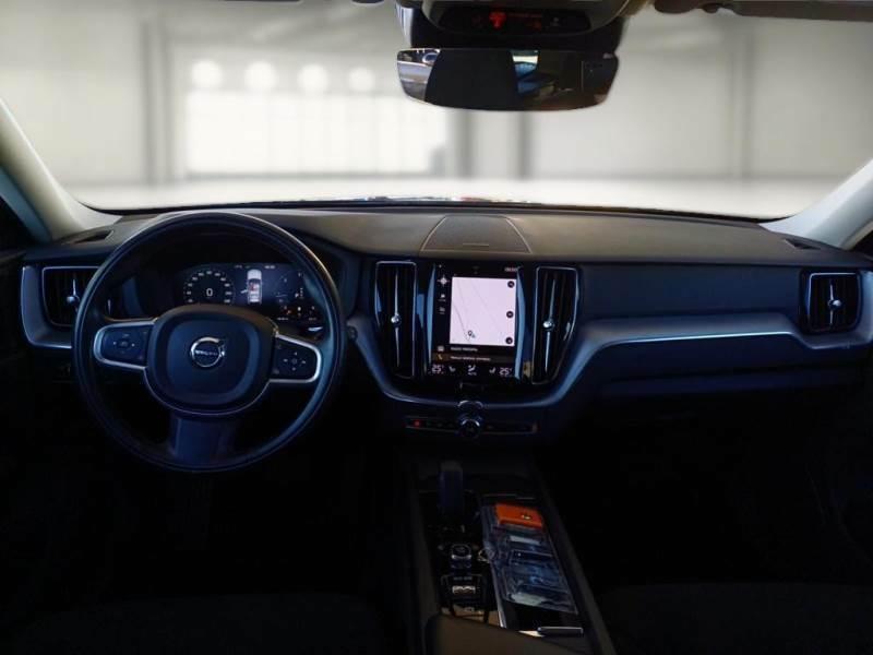 VOLVO XC60 B4 D AWD automatico Momentum Pro
